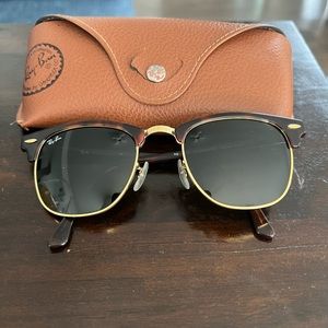 Ray-Ban Clubmaster Classic Sunglasses Tortoise